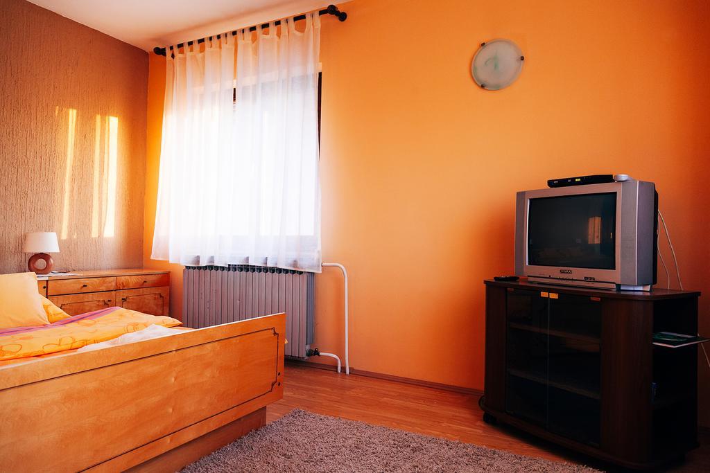 Apartmani Maraton Vukovar Eksteriør billede