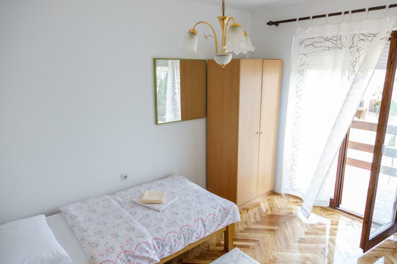 Apartmani Maraton Vukovar Eksteriør billede