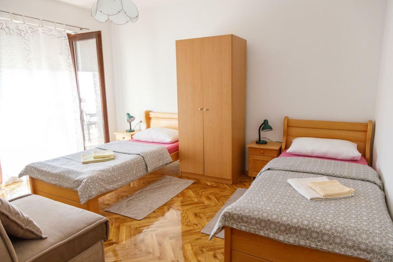 Apartmani Maraton Vukovar Eksteriør billede